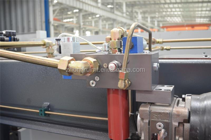 200t 300t Standard Industrial Press Brek Cnc Mesin Brek Tekan Hidraulik