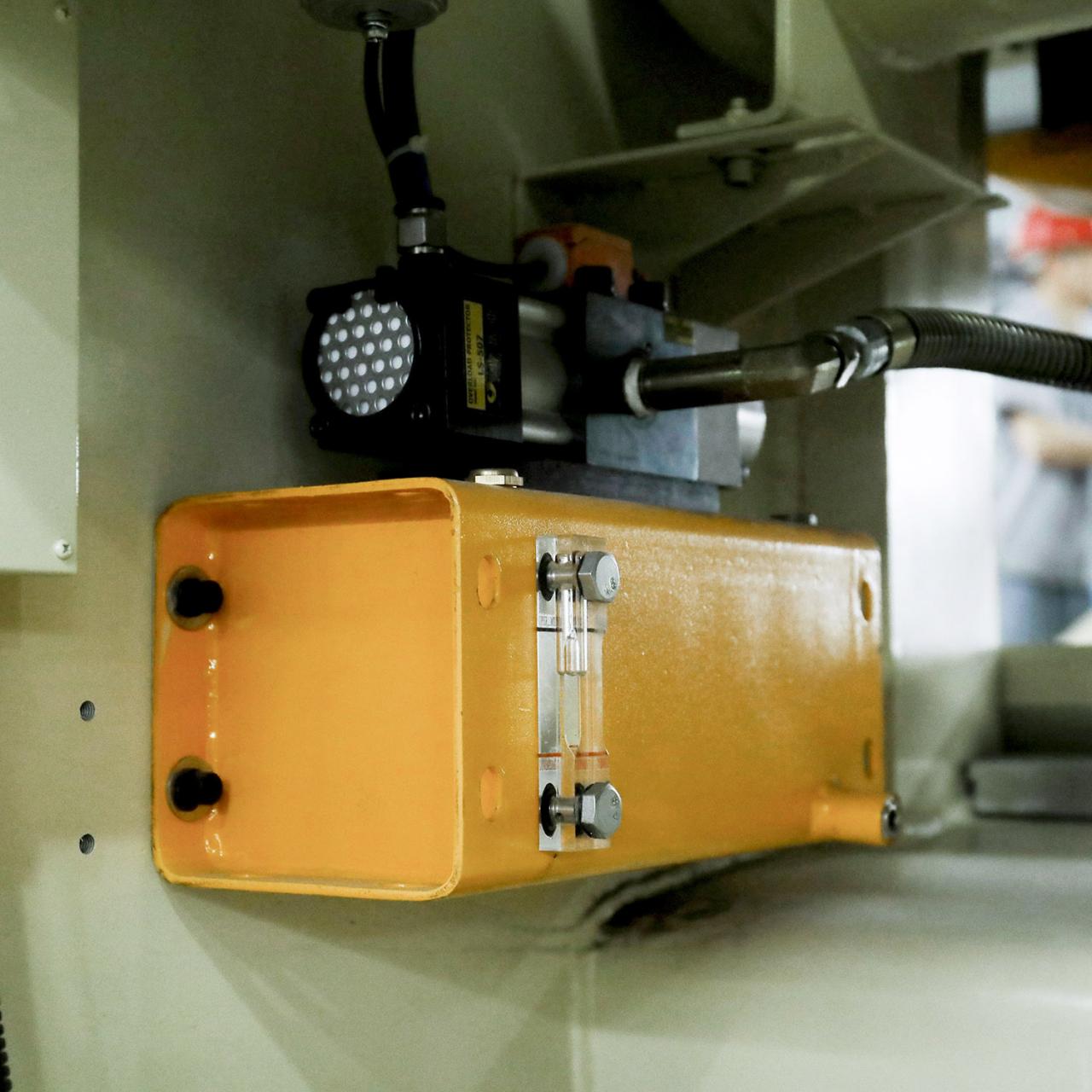 Harga Mesin Penebuk Cnc 80 Tan C Frame Power Press Mesin Press Hidraulik Kecil